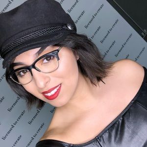 Meet your Posher, Alejandra